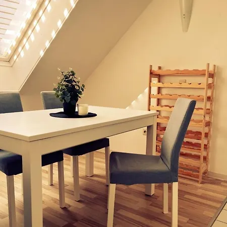 In Stilvoller Atmosphaere, Naehe Stuttgart Apartment *
